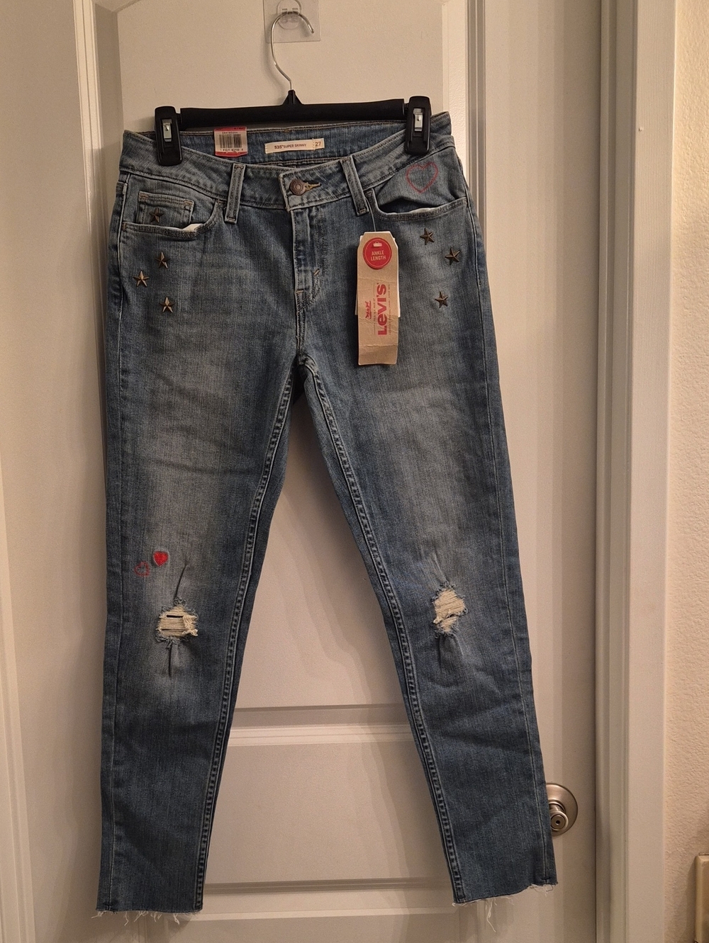 Levi's Women's Light Blue Skinny Jeans with Star Studs & Heart Balloon Accents